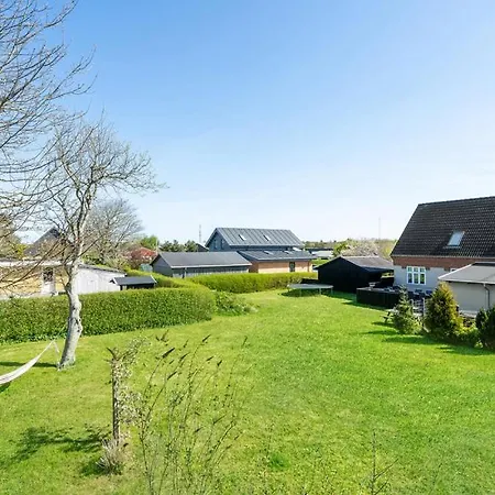 Det Gamle Forsamlinghus Дом отдыха Струер