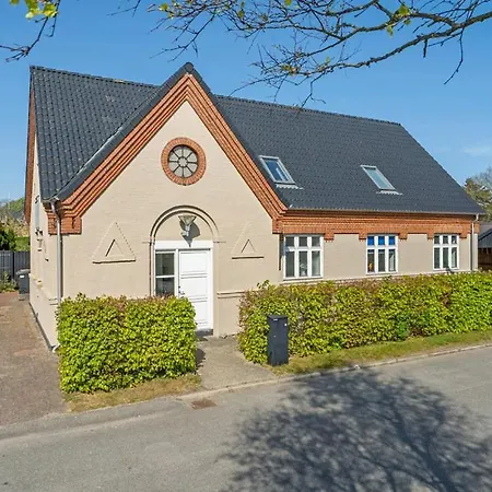 Det Gamle Forsamlinghus Ferienhaus *