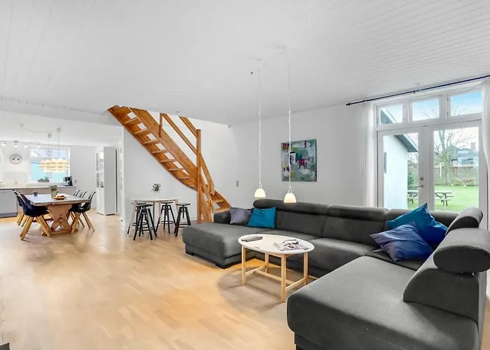 Det Gamle Forsamlinghus 度假居 斯楚厄