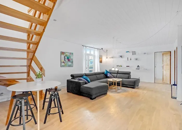 Det Gamle Forsamlinghus 斯楚厄