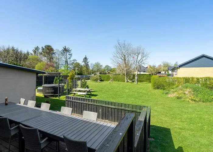 度假居 Det Gamle Forsamlinghus